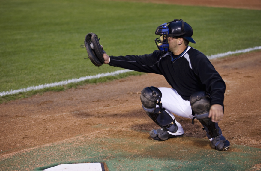 What Does Being a Catcher For Softball Mean? /catcher softball/softball catcher/catcher in softball/softball catching